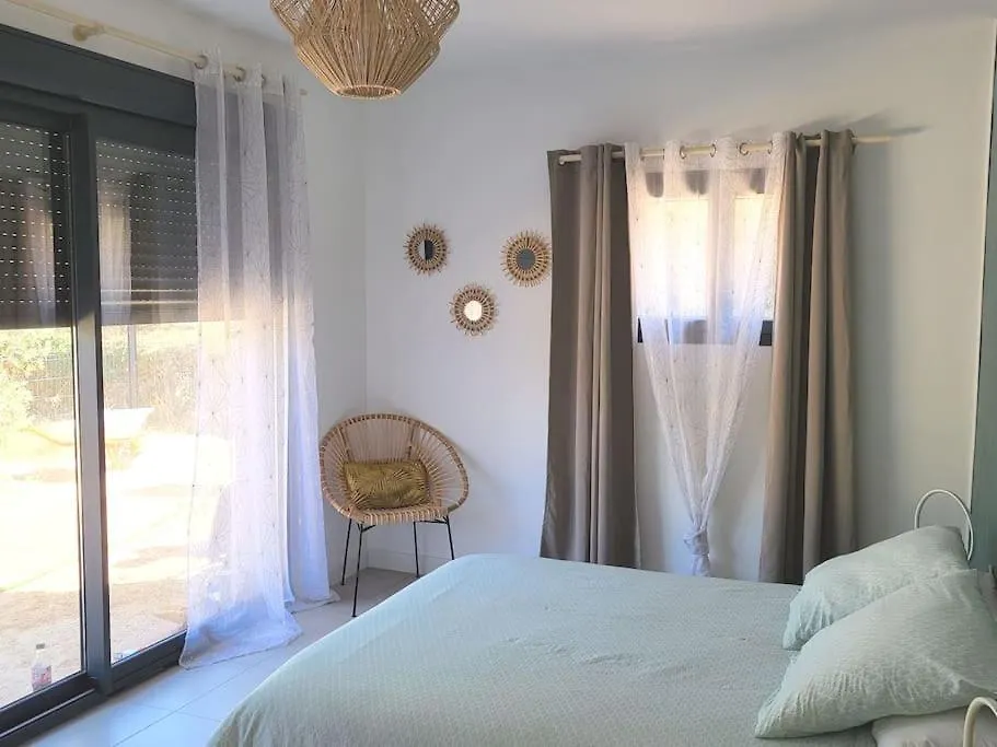 Holiday home Maison Jardin Privatif Au Coeur D'Une Oliveraie Roquevaire